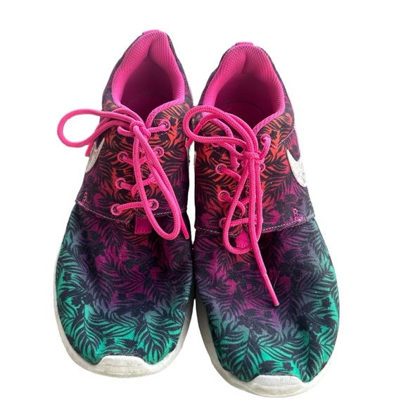 NIKE ROSHE RUN FLORAL PRINT MULTI-COLOR WOMENS 6 - Picture 3 of 11